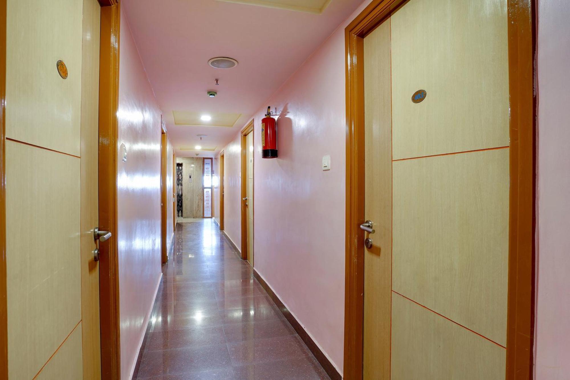 Hotel O Shanta Residency Lodge Sururnagar Exterior foto